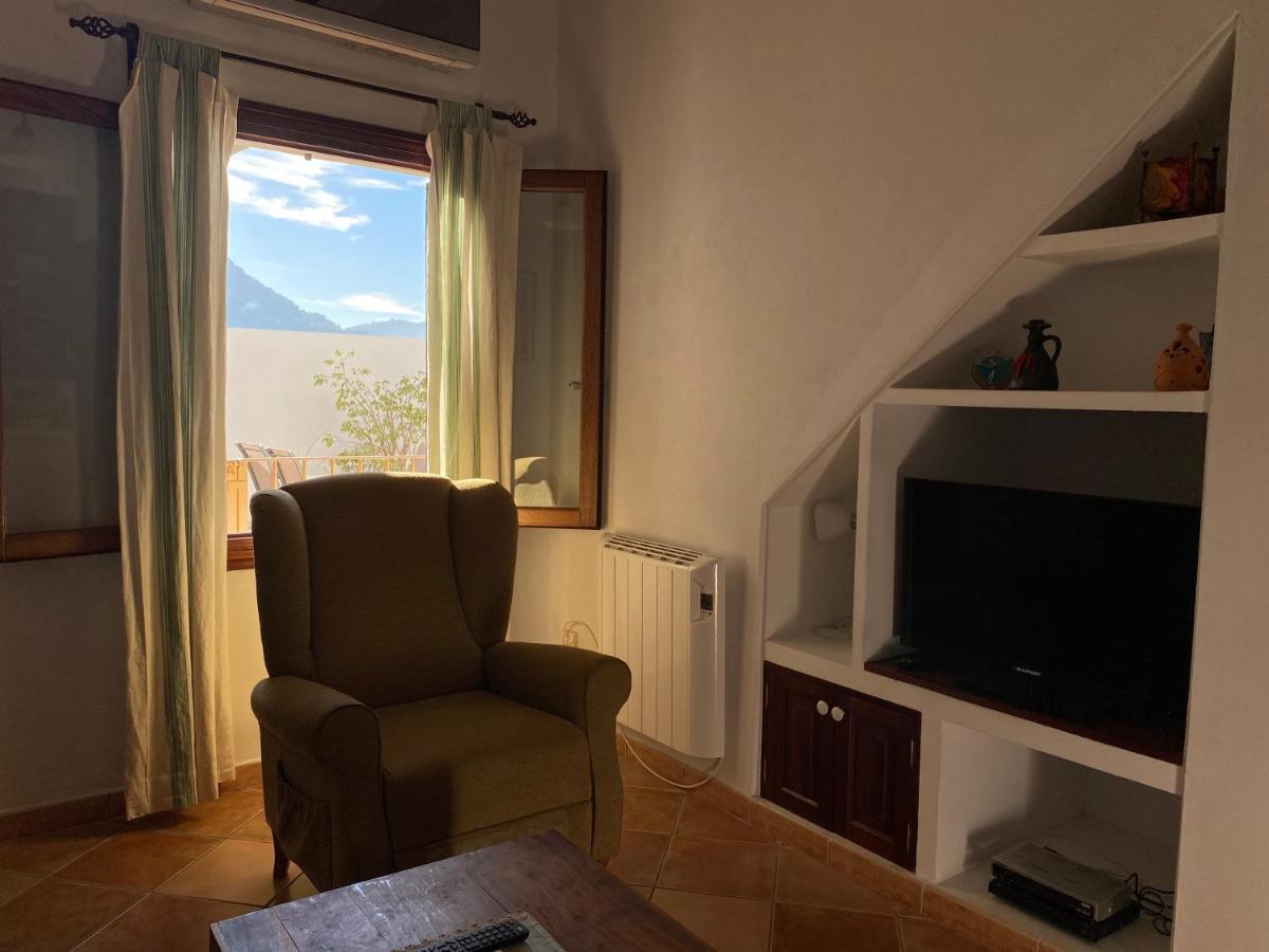Casa en el centro de Pollensa, a 10 metros de la escalinata del calvario, para 6 personas, con wifi y A.C Exterior foto