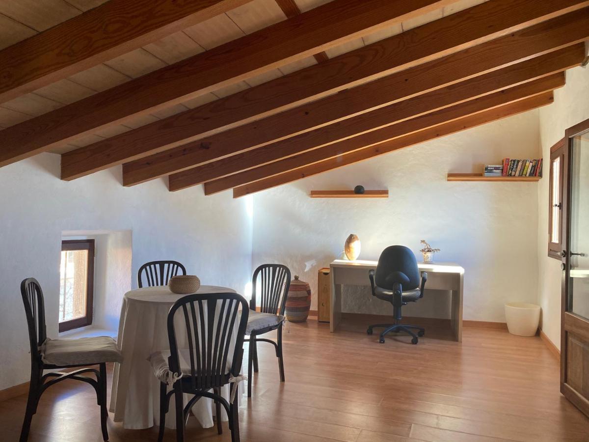 Casa en el centro de Pollensa, a 10 metros de la escalinata del calvario, para 6 personas, con wifi y A.C Exterior foto