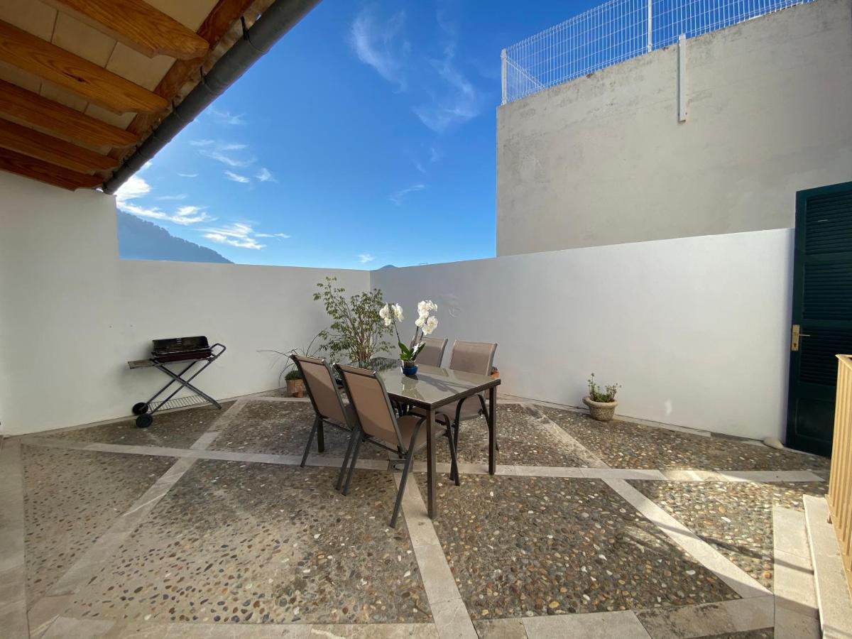 Casa en el centro de Pollensa, a 10 metros de la escalinata del calvario, para 6 personas, con wifi y A.C Exterior foto